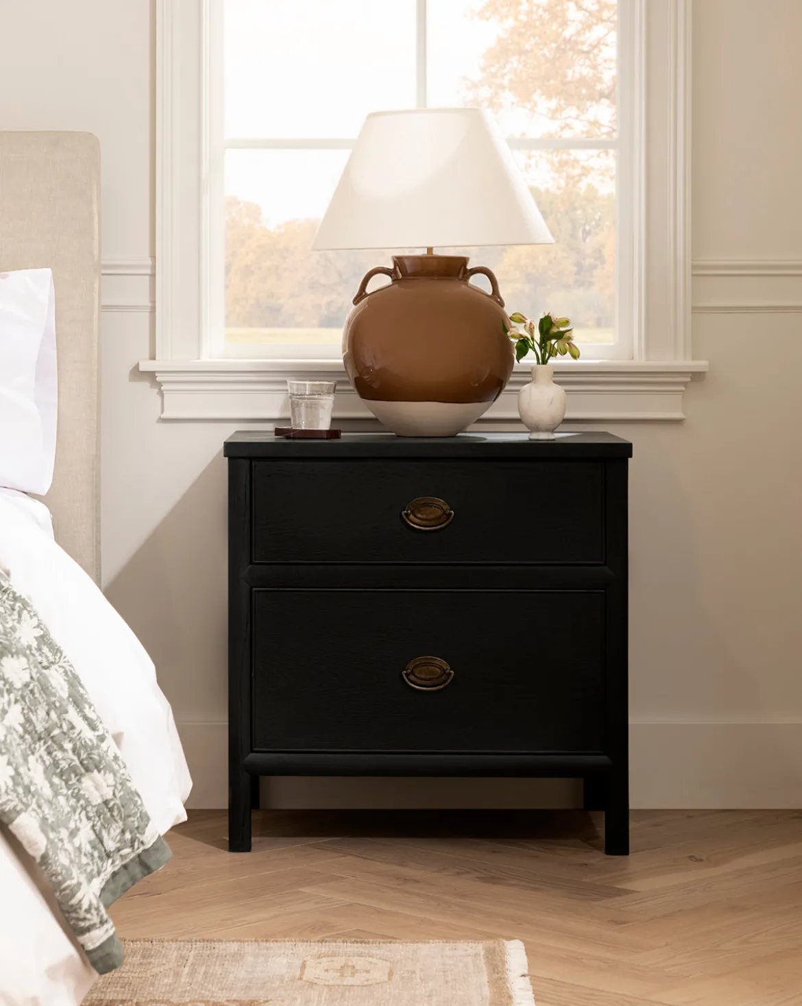 Amphora Table Lamp