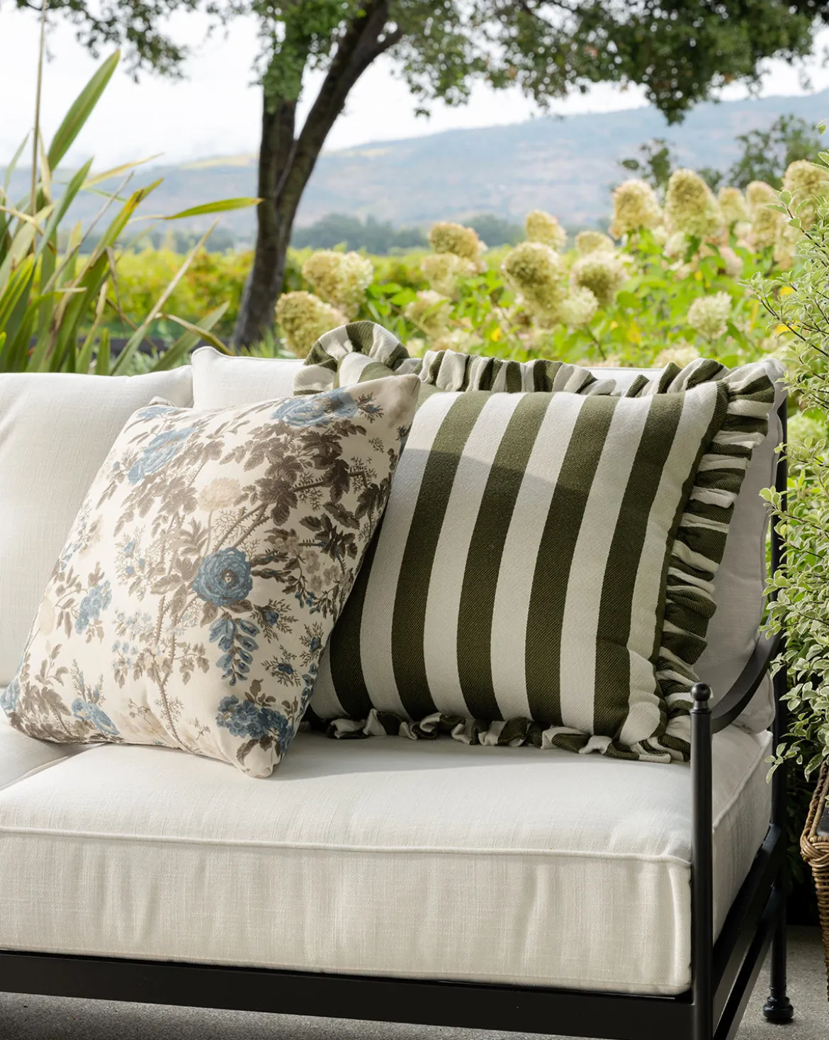 Bretton Indoor/Outdoor Pillow