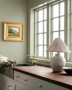 Bronwyn Table Lamp