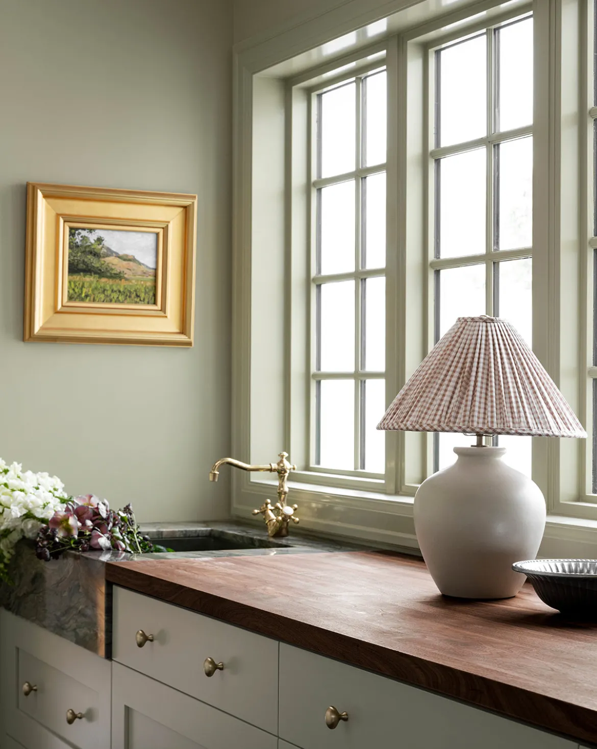 Bronwyn Table Lamp