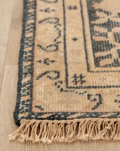 Campanella Hand-Knotted Wool Rug