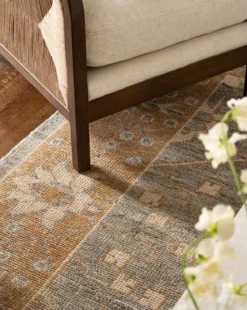 Elison Hand-Knotted Wool Rug