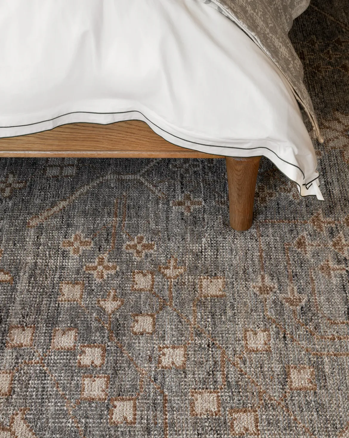 Elison Hand-Knotted Wool Rug