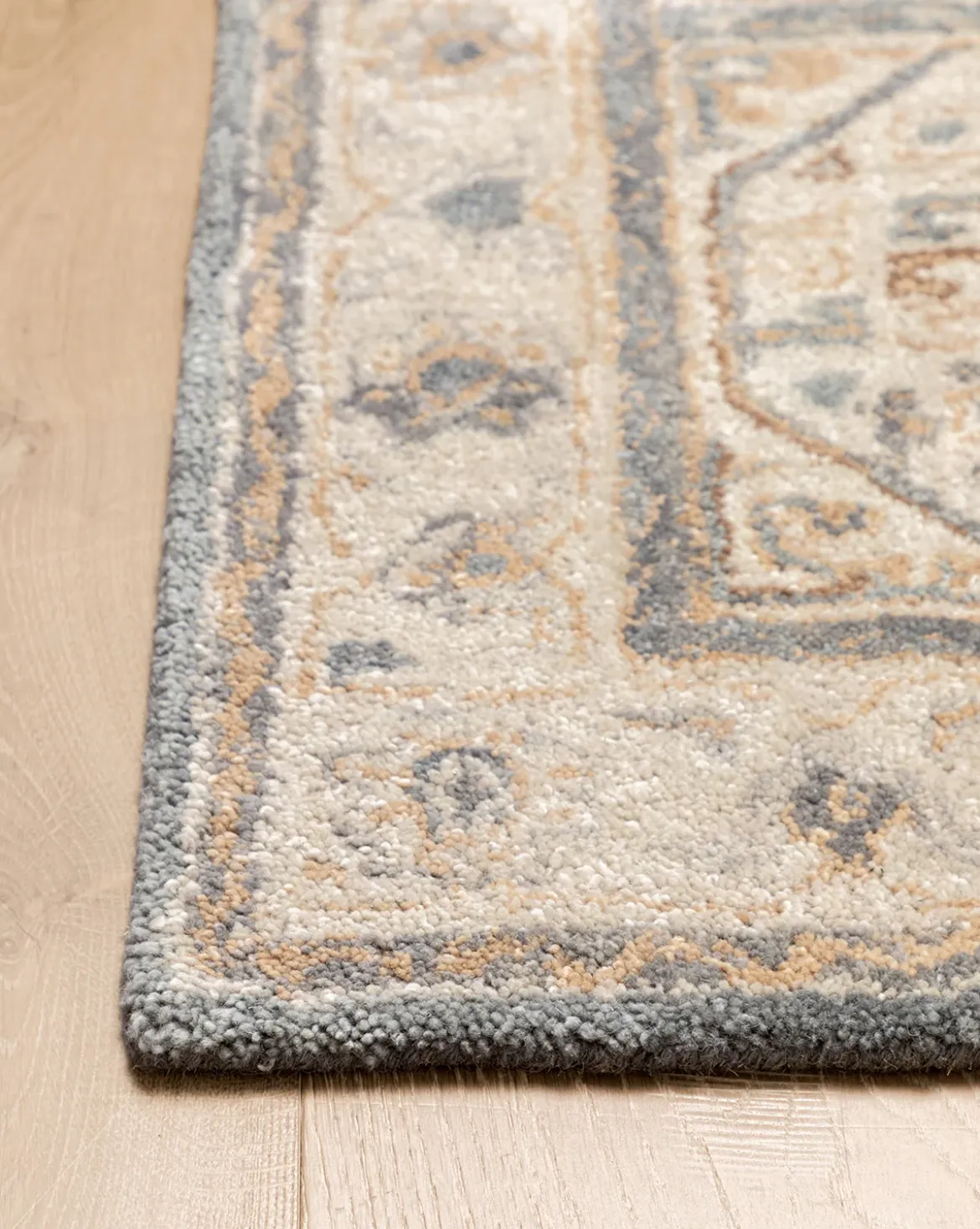Ellington Blue Hand-Tufted Wool Rug