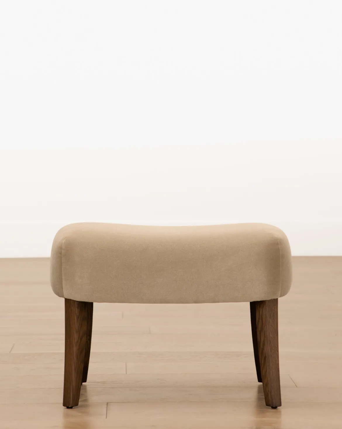Etienne Ottoman