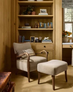 Etienne Ottoman