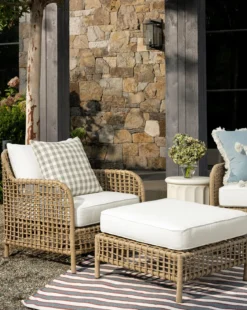 Glenwood Outdoor Lounge Chair (Ready to Ship)