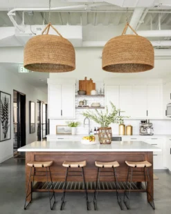 Green Oaks Oversized Pendant