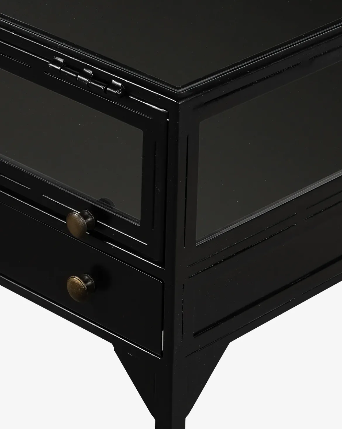 Harry Nightstand
