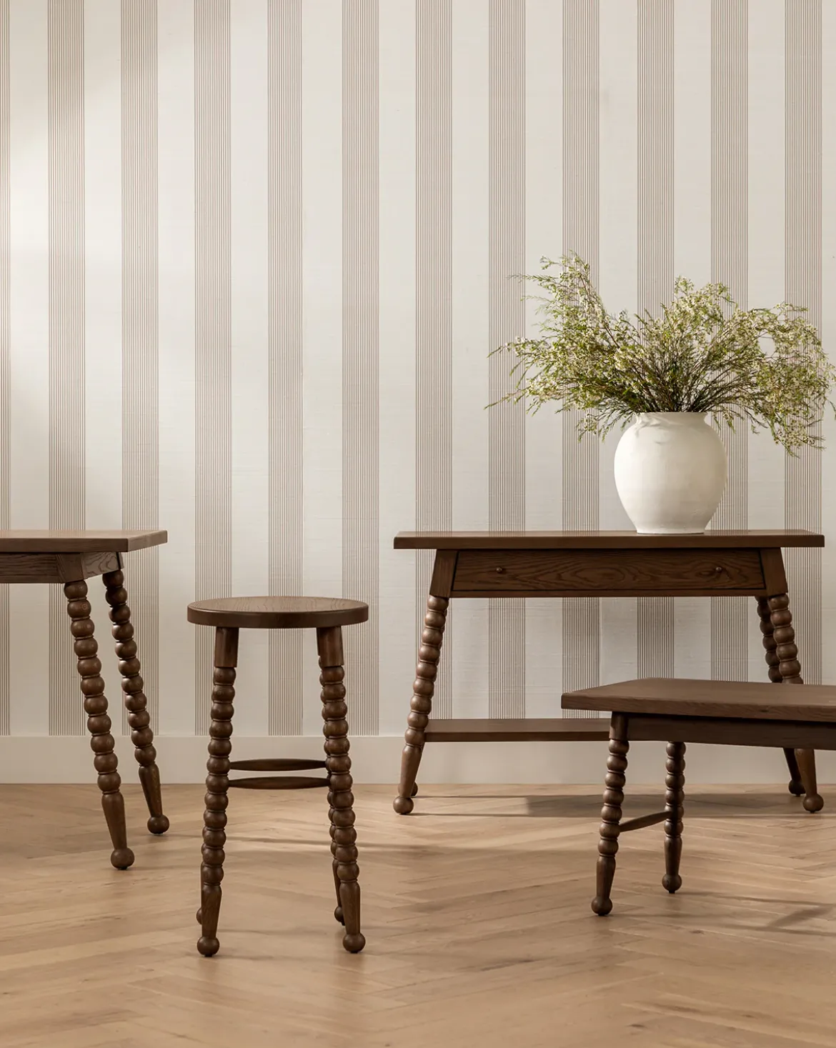 Heathcliff Desk