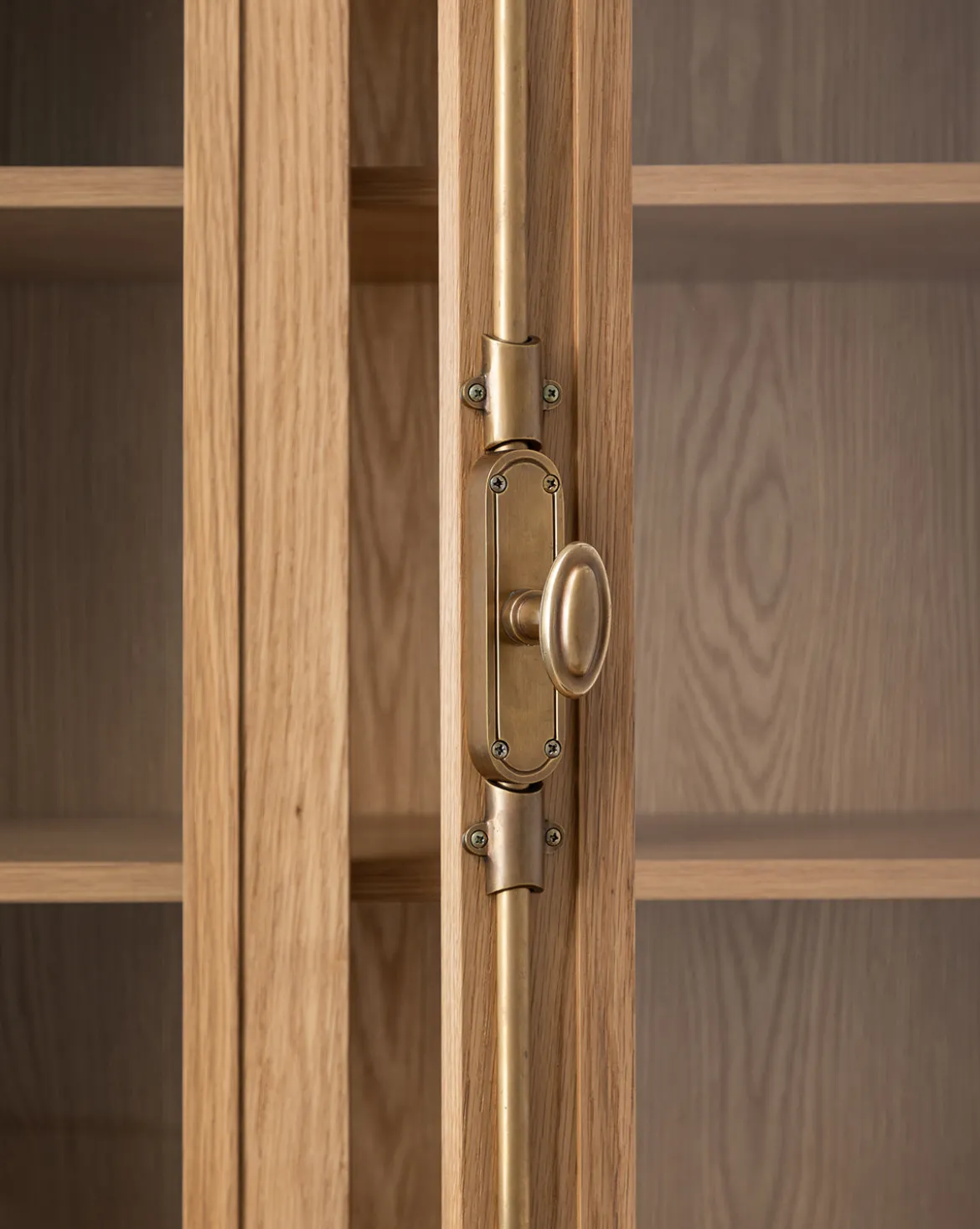Heath Oak Cabinet