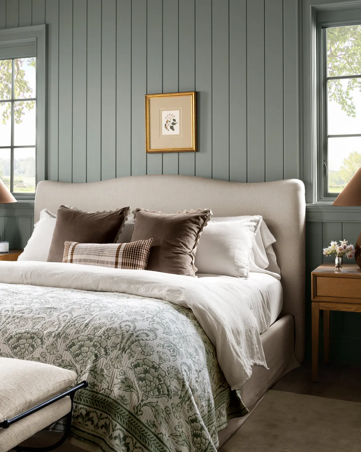 Henrietta Bed (Ready to Ship)