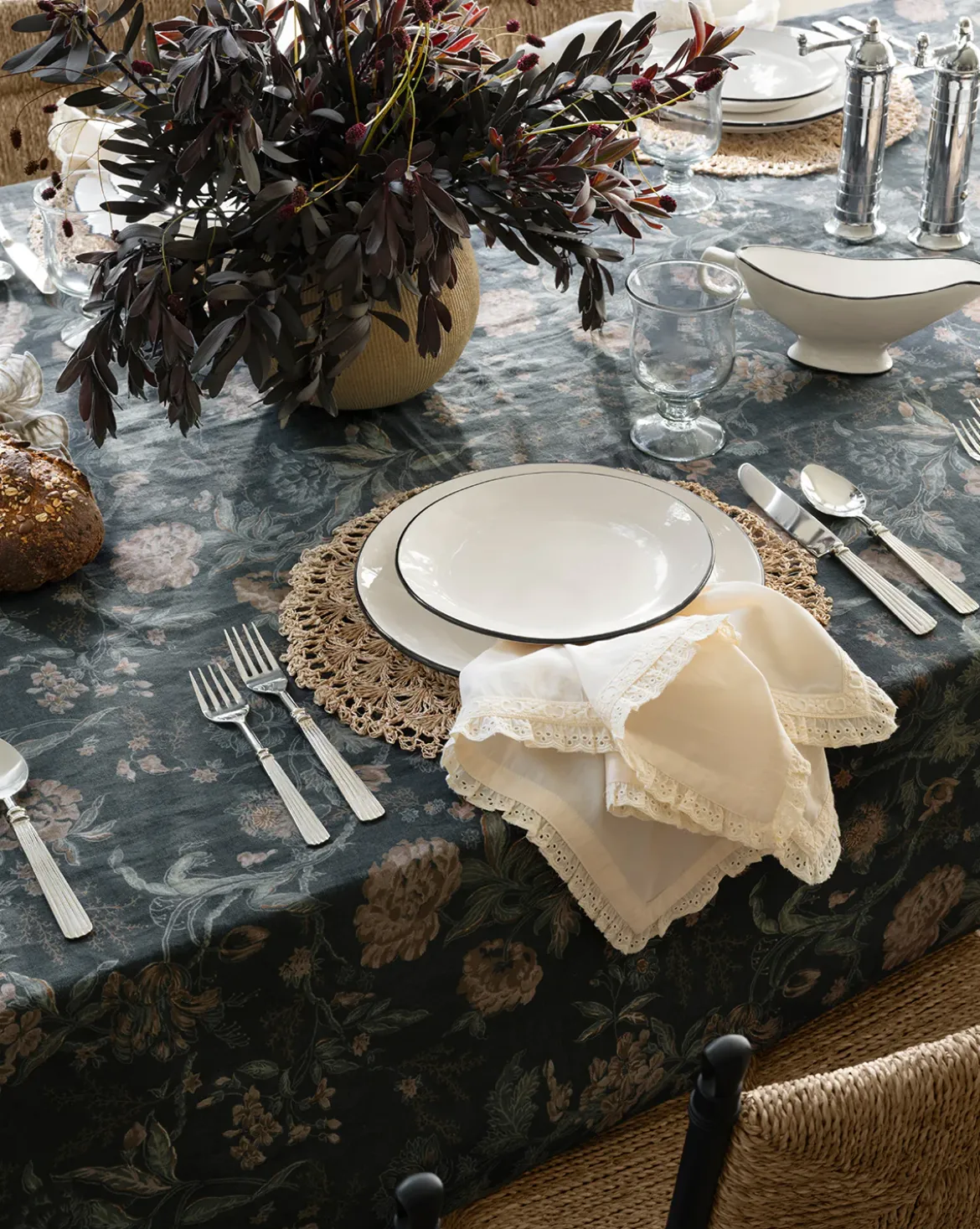Hestercombe Floral Tablecloth