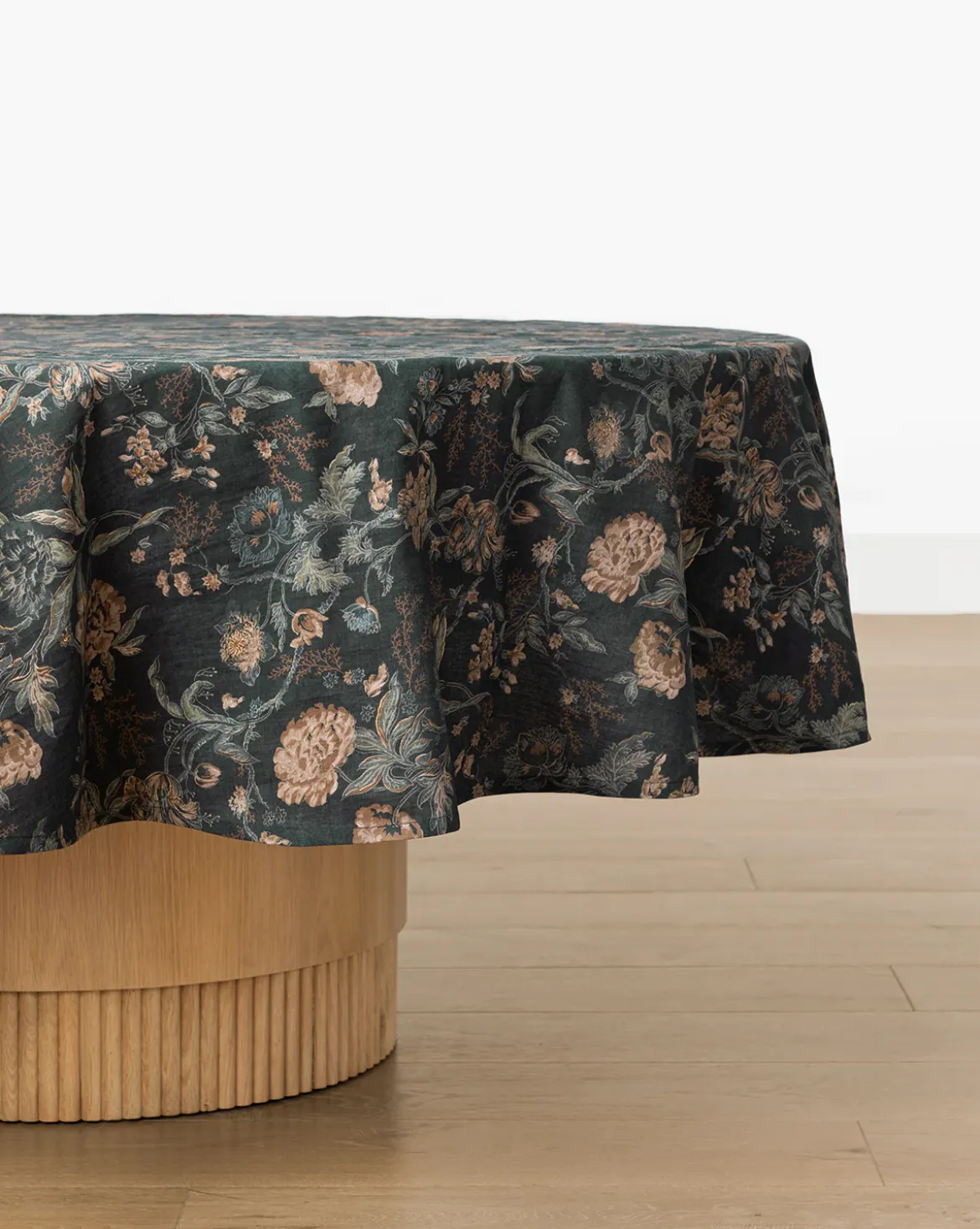 Hestercombe Floral Tablecloth