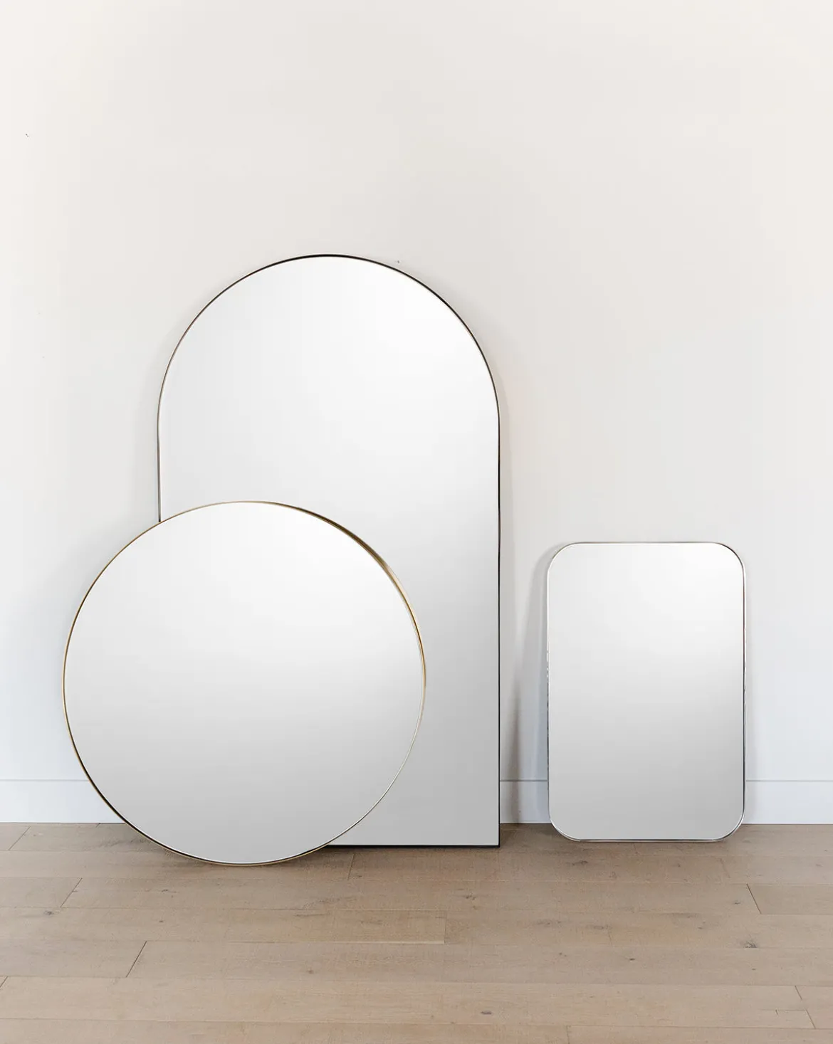 Jace Inset Circle Mirror