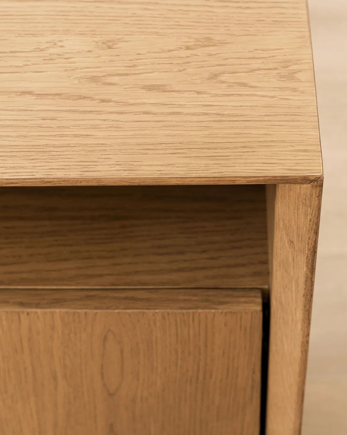Jahnsen Sideboard