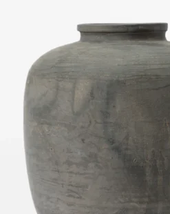 Jexa Vase