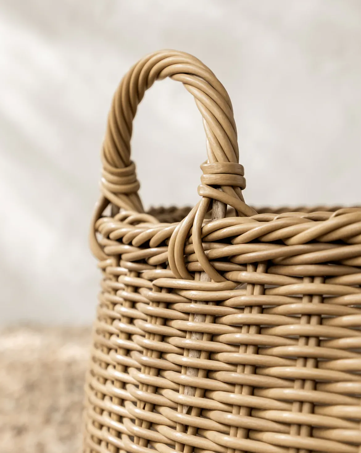 Lightwash Handled Planter Basket