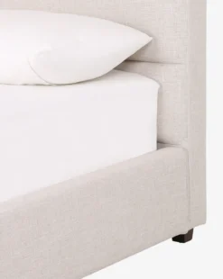 Lila Bed