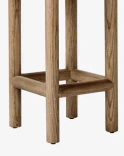 Linus Stool