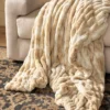 Maja Faux Fur Blanket
