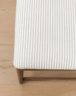 Molly Stool