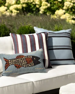 Poisson Indoor/Outdoor Pillow