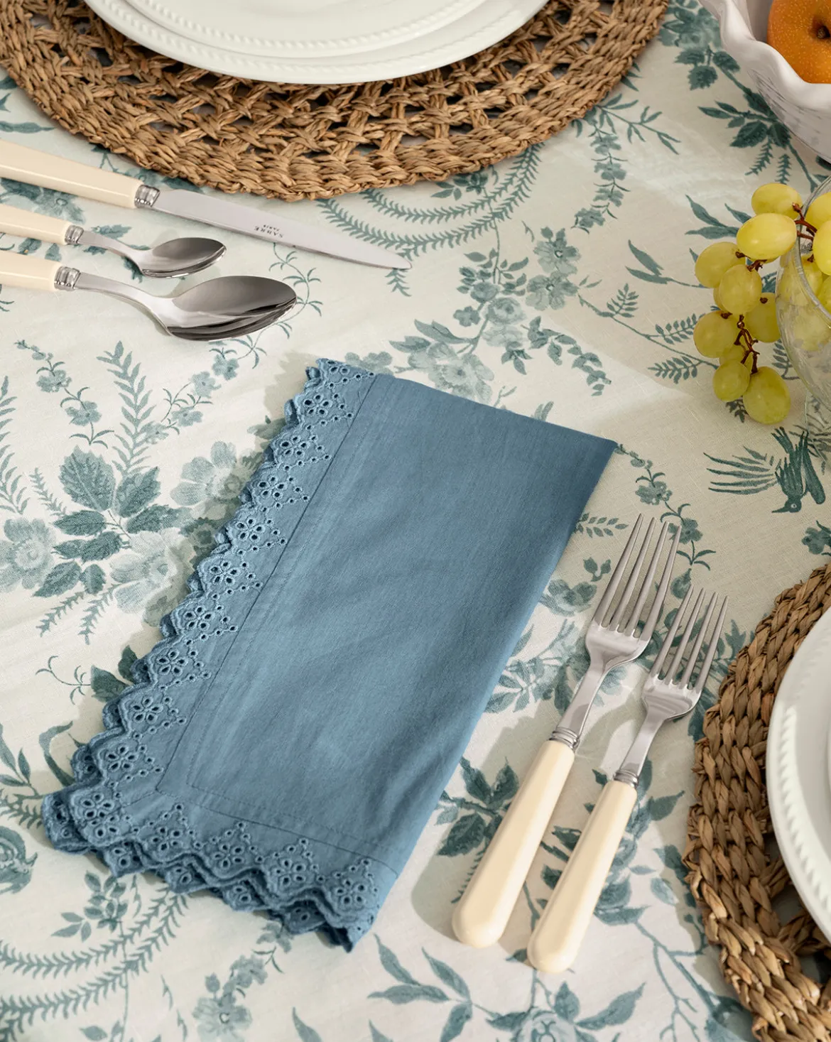 Pop Unis Flatware by Sabre (Set of 5)