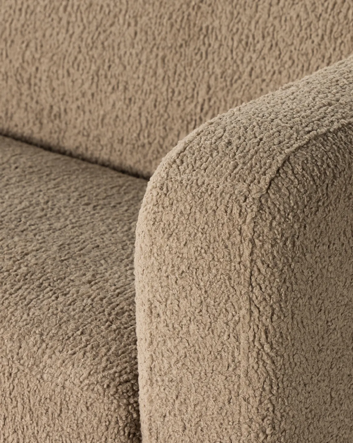 Quill Sofa 84"