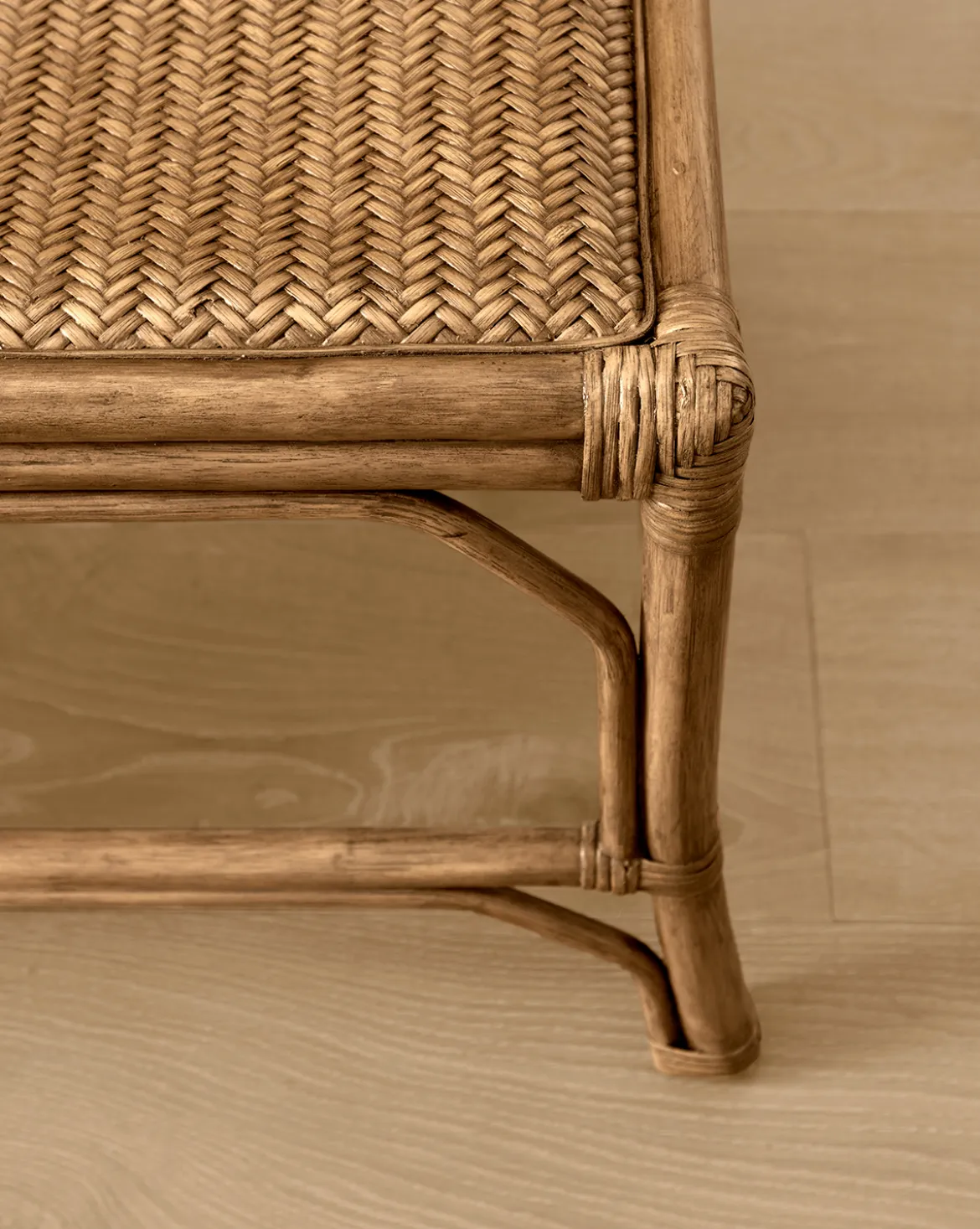 Rafaella Bench