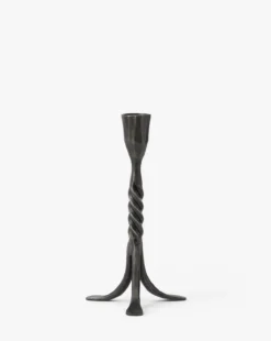 Rosario Taper Holder