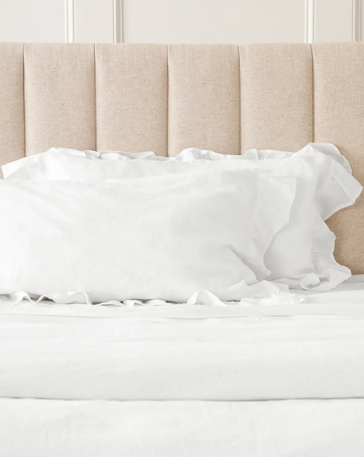 Ruffle White Linen Shams (Set of 2)