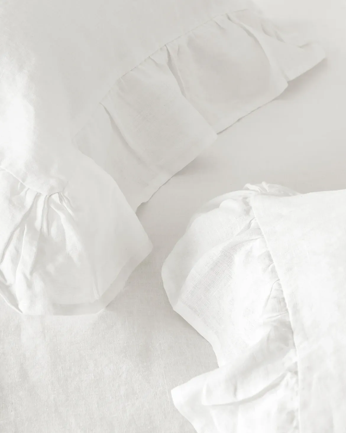Ruffle White Linen Shams (Set of 2)