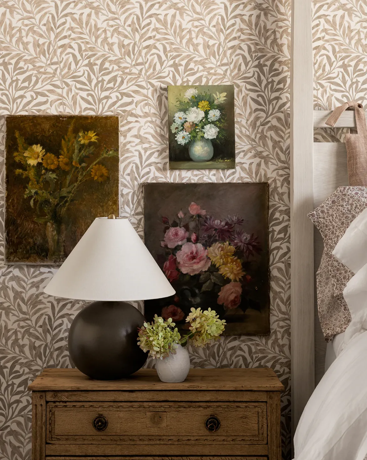 Tess Ceramic Table Lamp