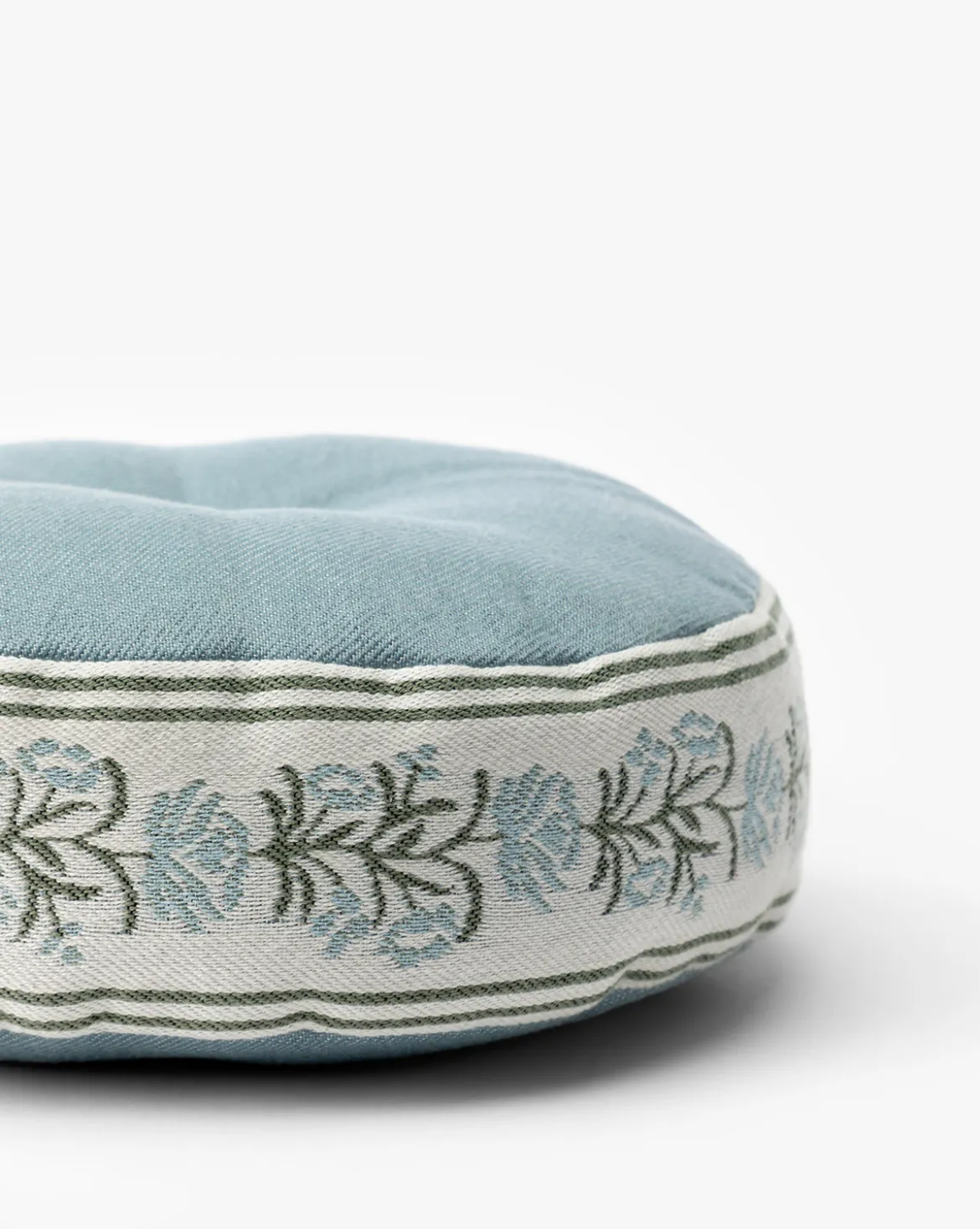 Wells Round Indoor/Outdoor Pillow