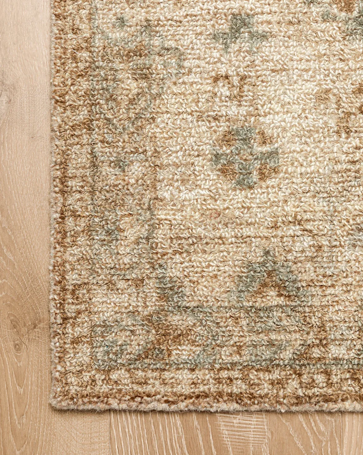 Wilshire Natural Hand-Tufted Wool Rug